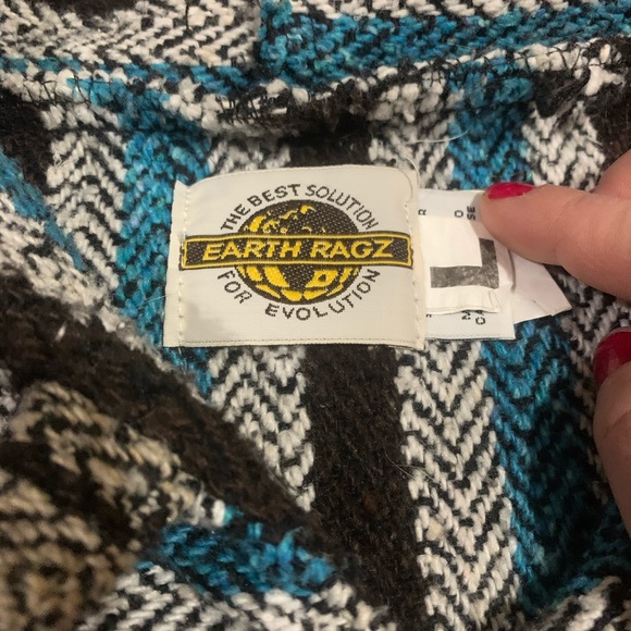 Men’s Large Drug Rug - Picture 7 of 7